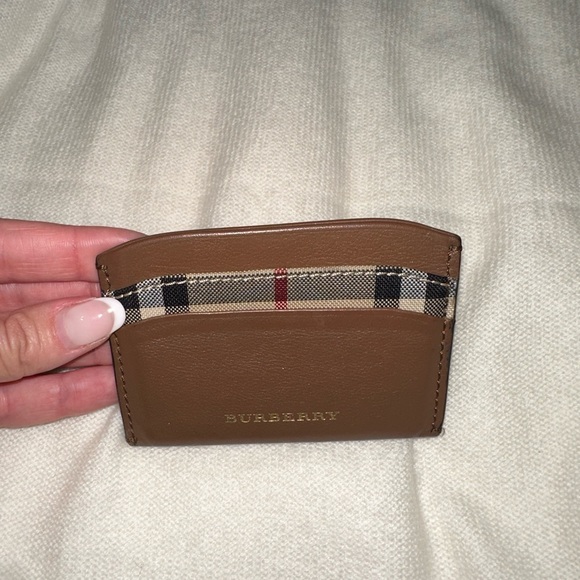 Burberry card case - Picture 3 of 3